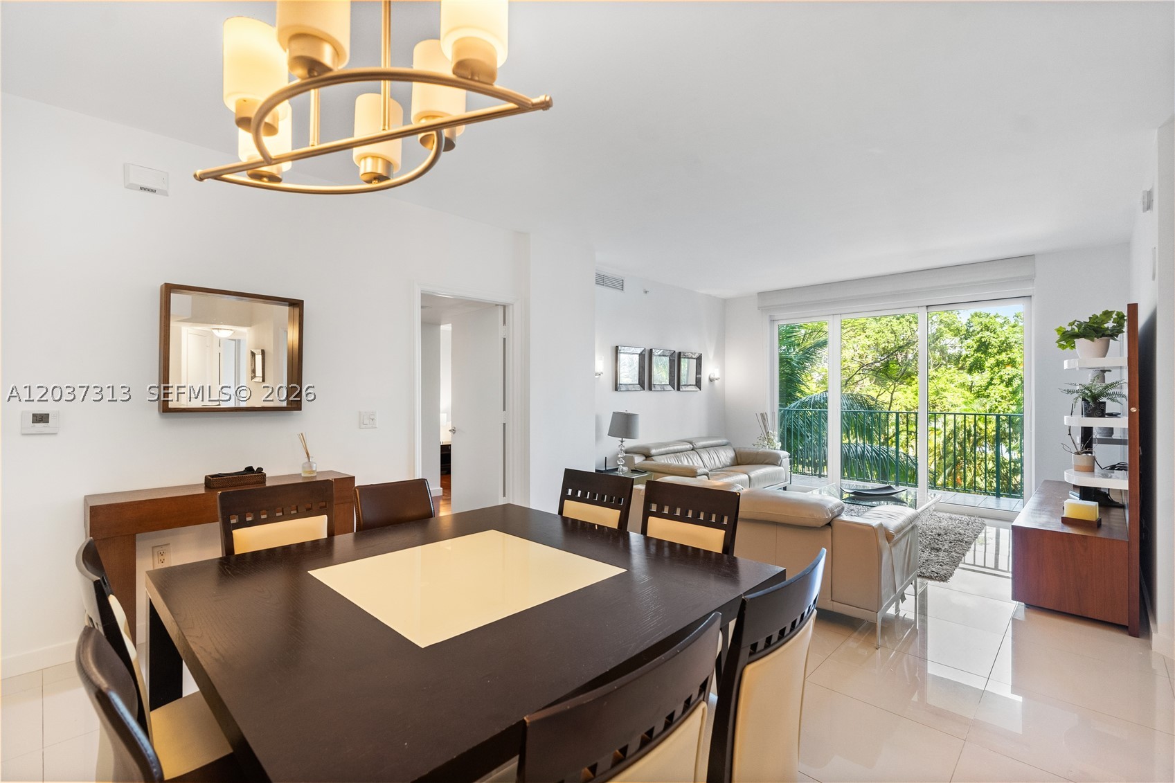 TURNBERRY VLG NO TOWER CO - Residential