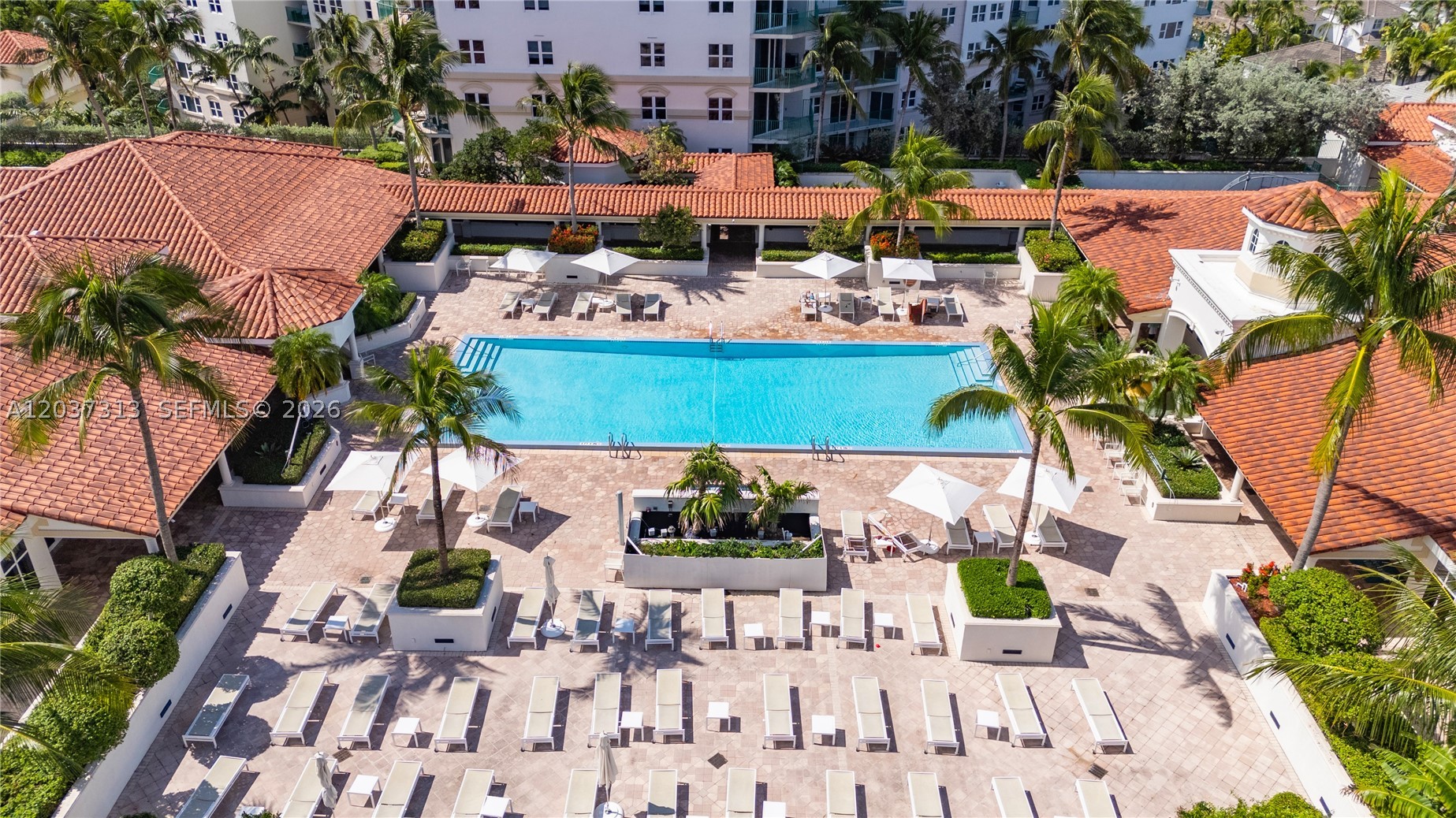 TURNBERRY VLG NO TOWER CO - Residential