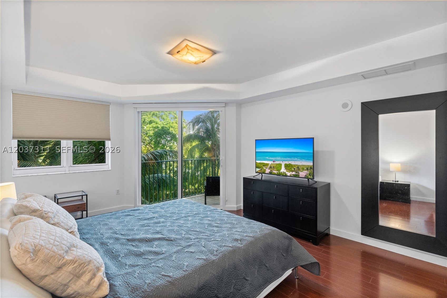 TURNBERRY VLG NO TOWER CO - Residential