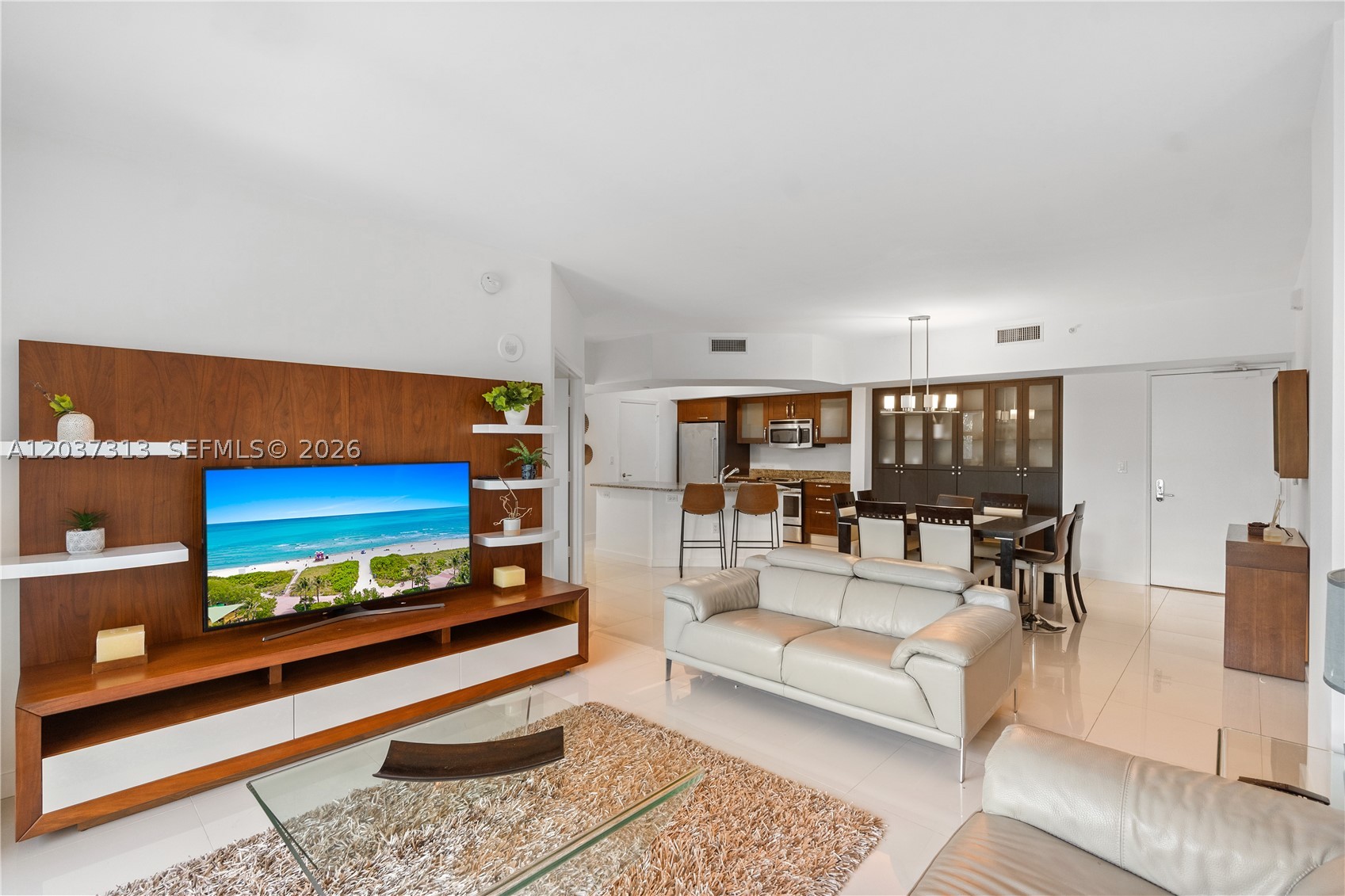 TURNBERRY VLG NO TOWER CO - Residential