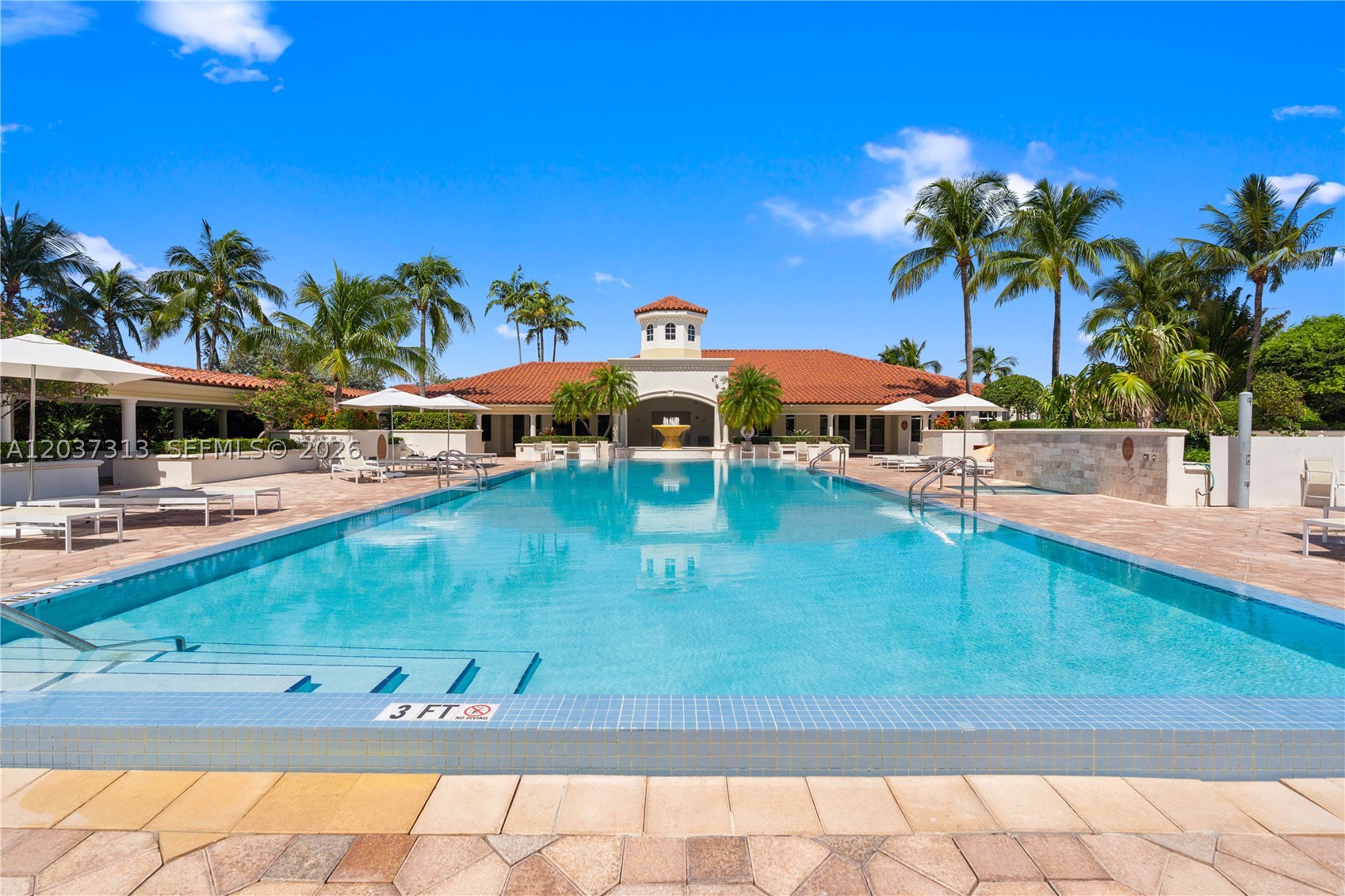 TURNBERRY VLG NO TOWER CO - Residential