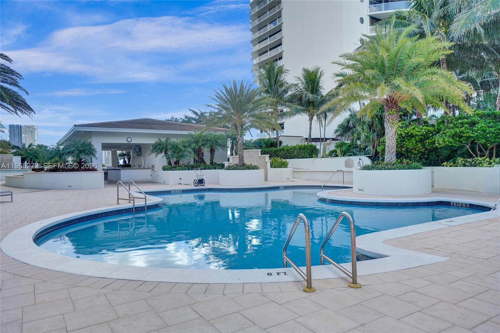 3000 ISL BLVD WILLIAMS IS - Residential