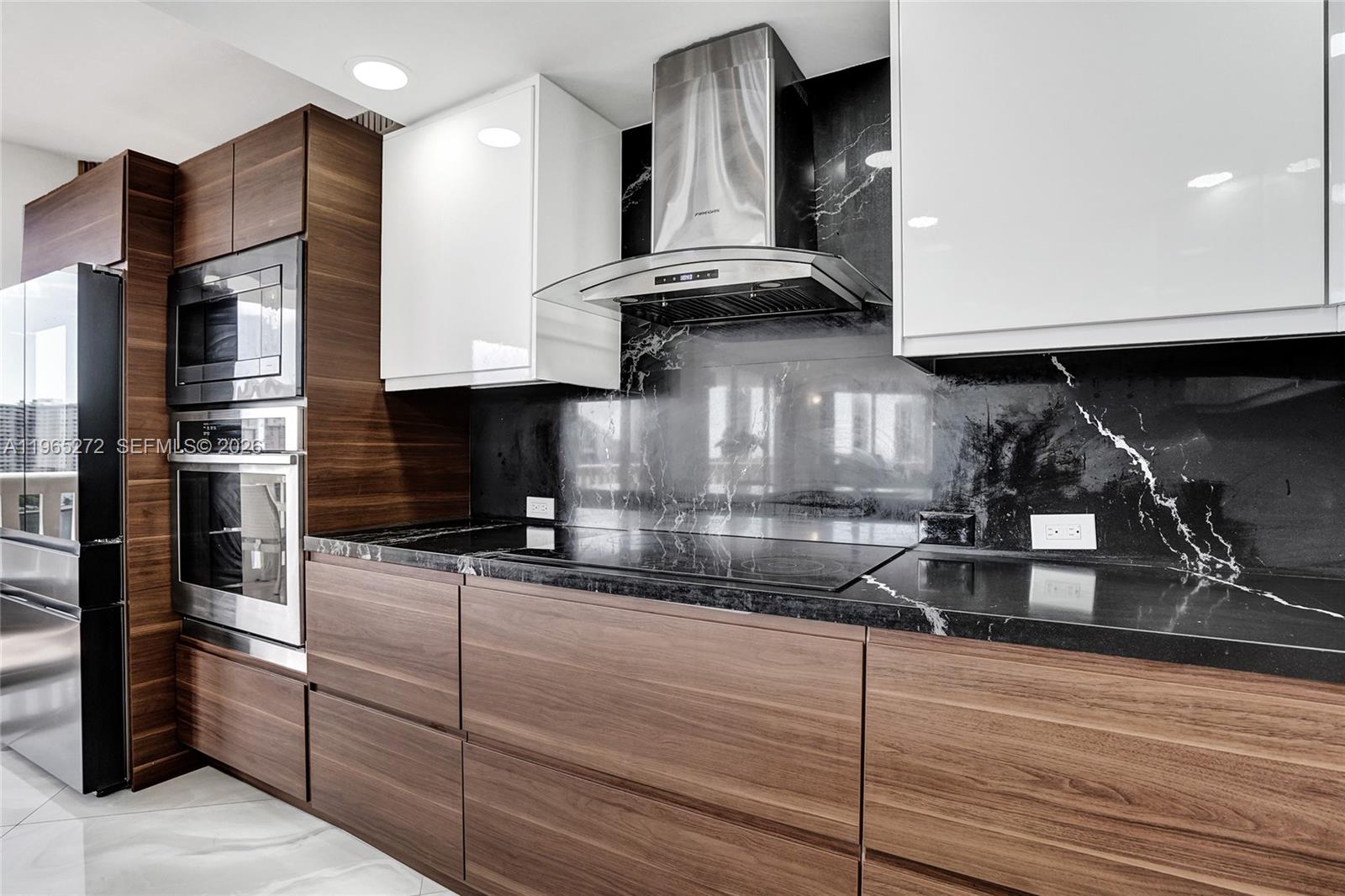 3000 ISL BLVD WILLIAMS IS - Residential