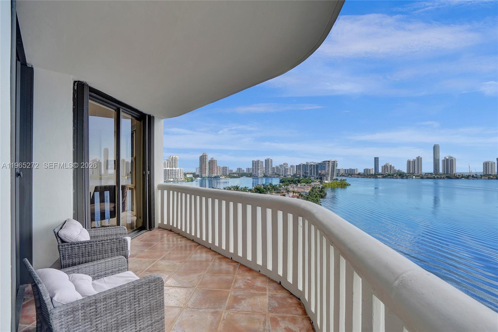3000 ISL BLVD WILLIAMS IS - Residential