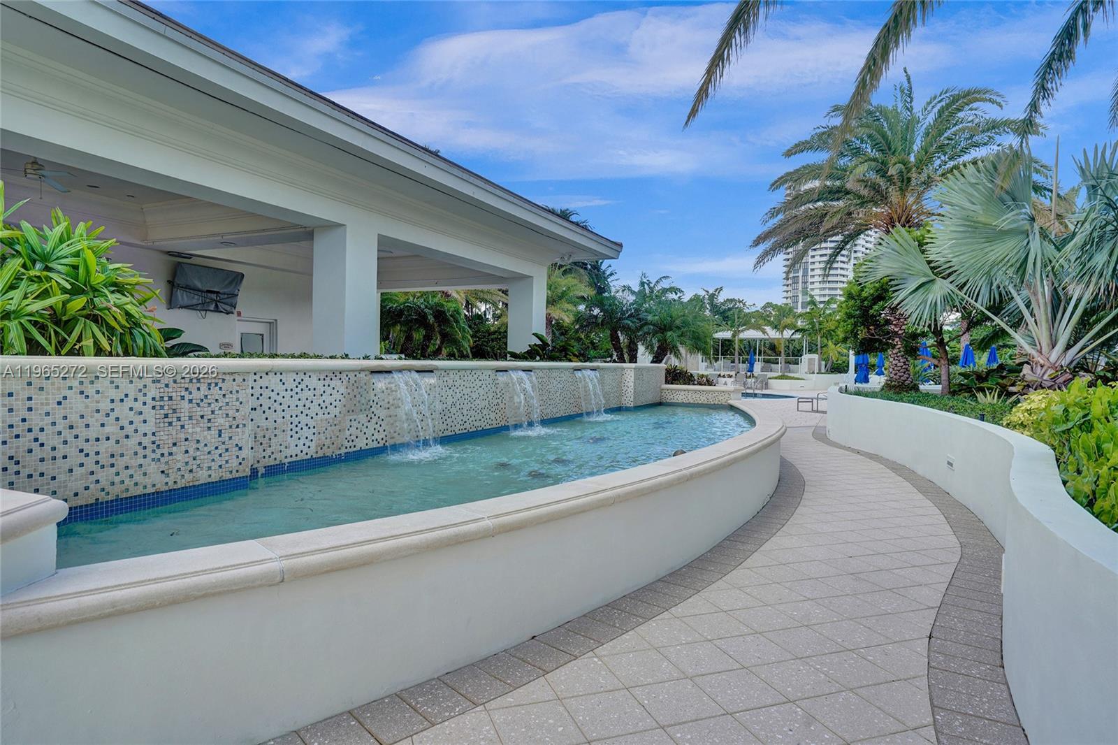 3000 ISL BLVD WILLIAMS IS - Residential