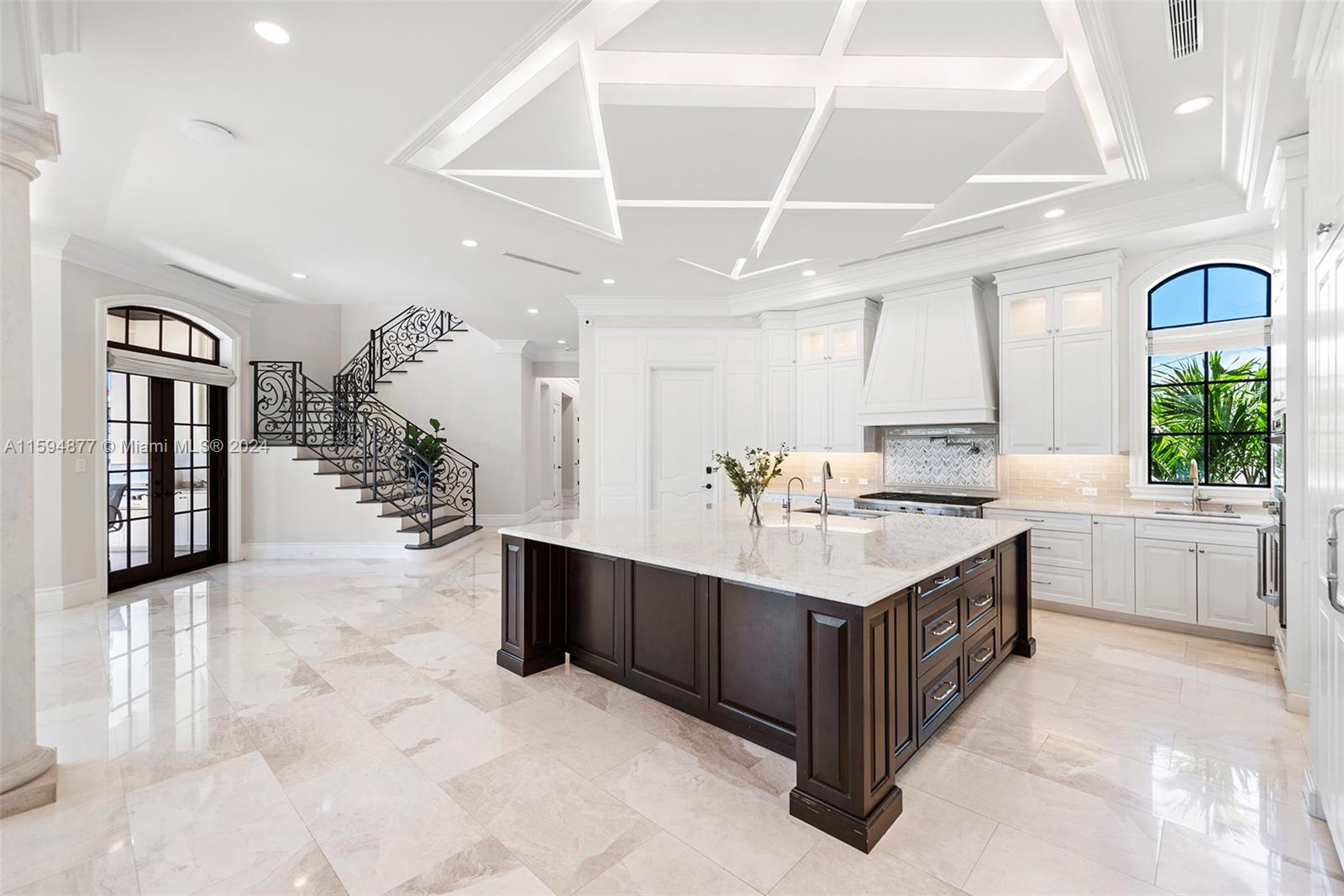 CORAL RIDGE COUNTRY CLUB - Residential