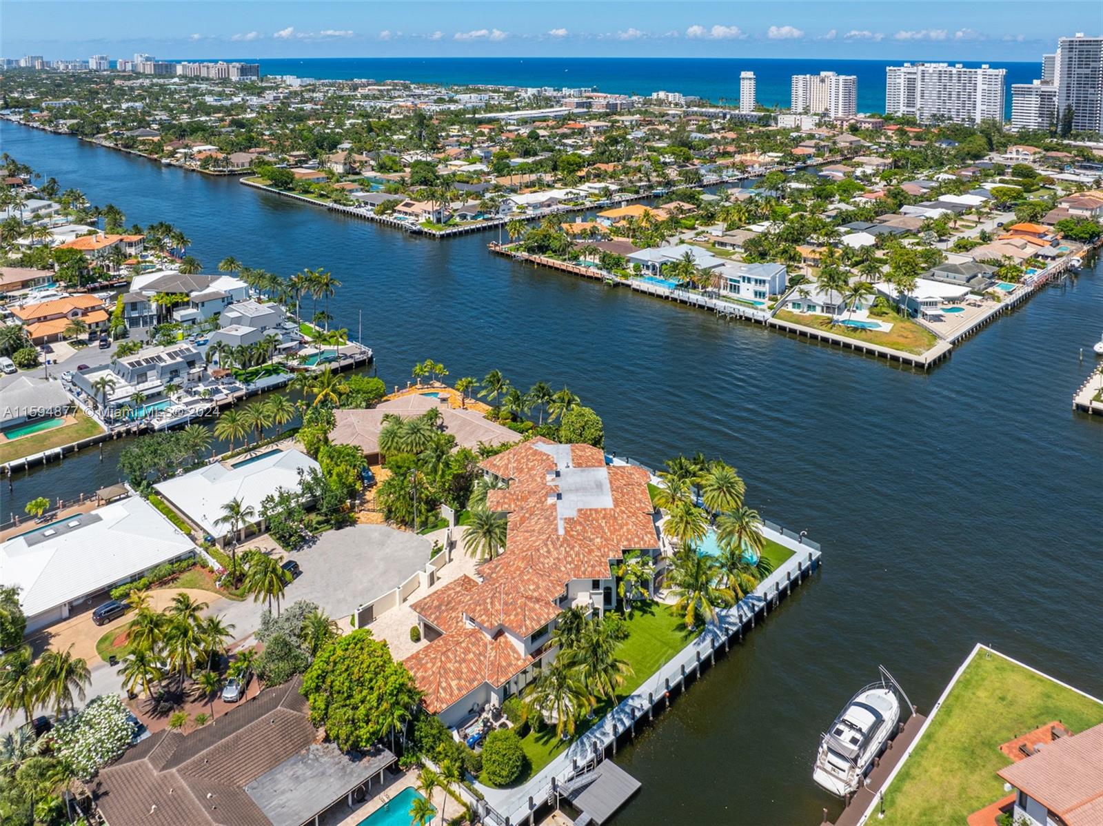 CORAL RIDGE COUNTRY CLUB - Residential