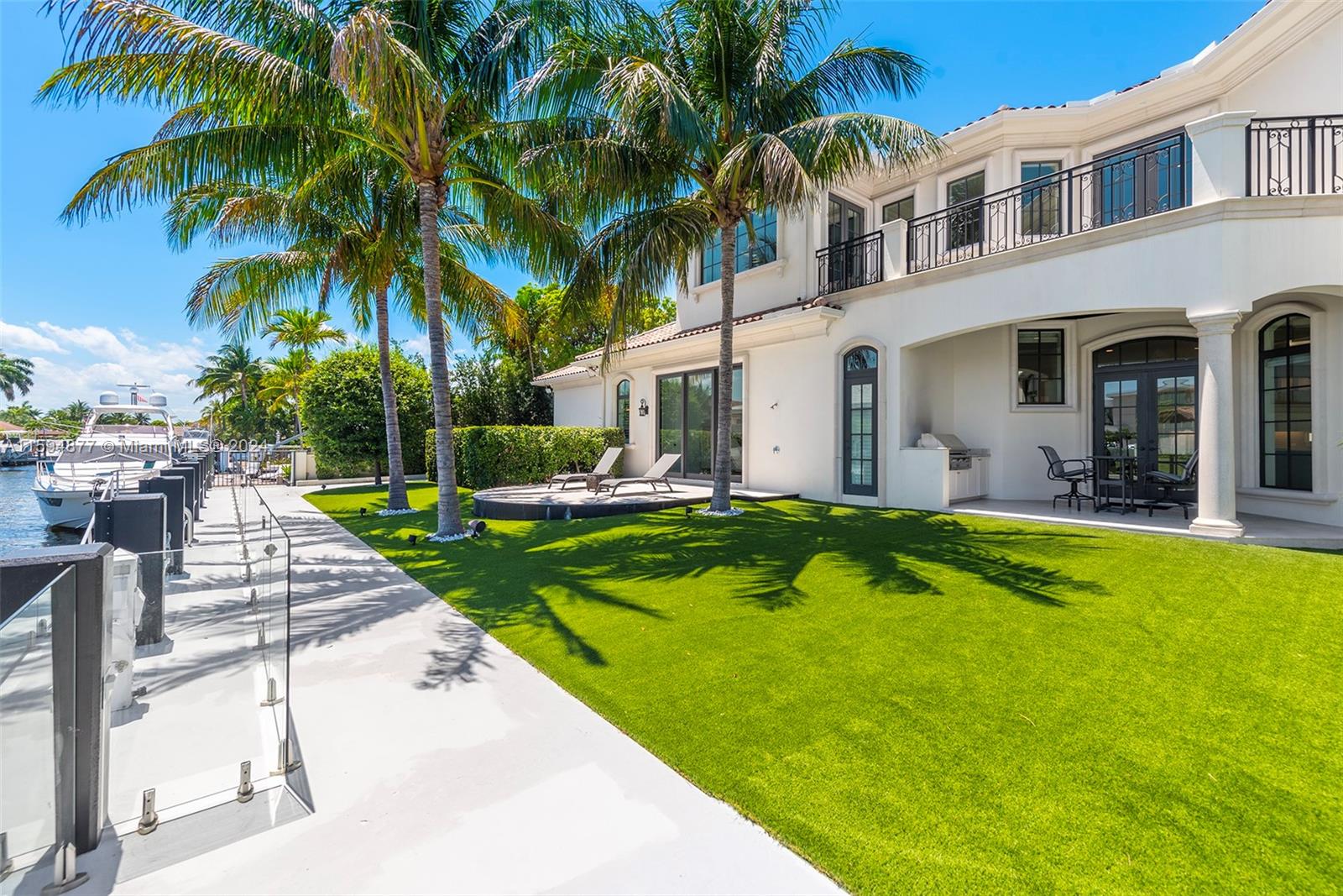 CORAL RIDGE COUNTRY CLUB - Residential