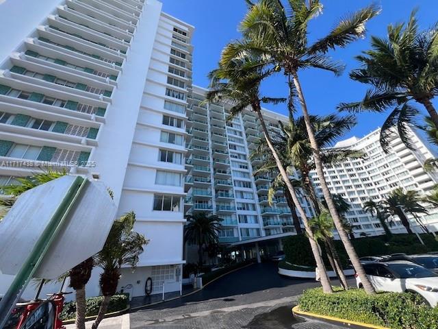 MIRADOR 1000 CONDO - Residential