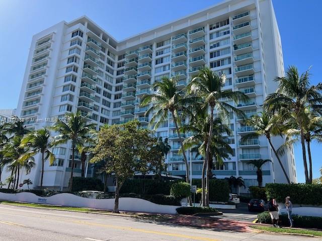 MIRADOR 1000 CONDO - Residential