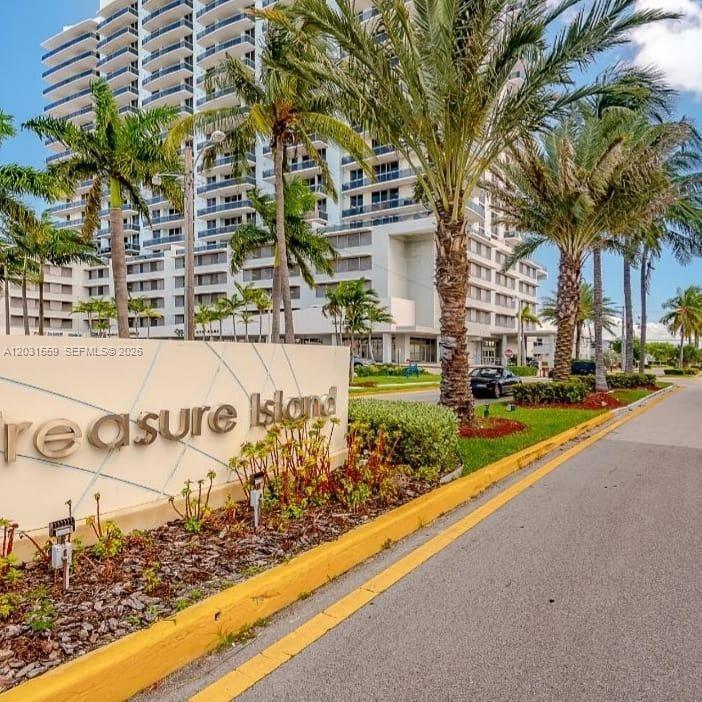 Great Investment opportunity. This Cozy 1Br condo apt with its own balcony with a lovely Garden view located in the North Bay Village of Miami Beach is now available to a lucky Buyer. This property is close to restaurants, Supermarket, Stores and Beaches. New refrigerator, new Microwave and a recently Maintained and Coil cleaned AC unit. It offers its own assigned parking and also right in front of the New Messi practice soccer field.Multi million dollar mansions being built in the area close by. Great Investment opportunity. All offers must be accompanied with POF if Cash and also if Financed submit a current Approved Bank DU letter. Come fall in love with this peacefull and quiet neighborhood.
Call Listing Agent for an appointment with a 24 hrs notice