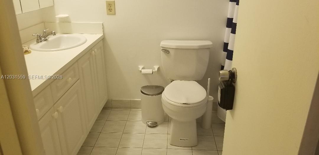 NORTH BAY VILLAS CONDO - Residential