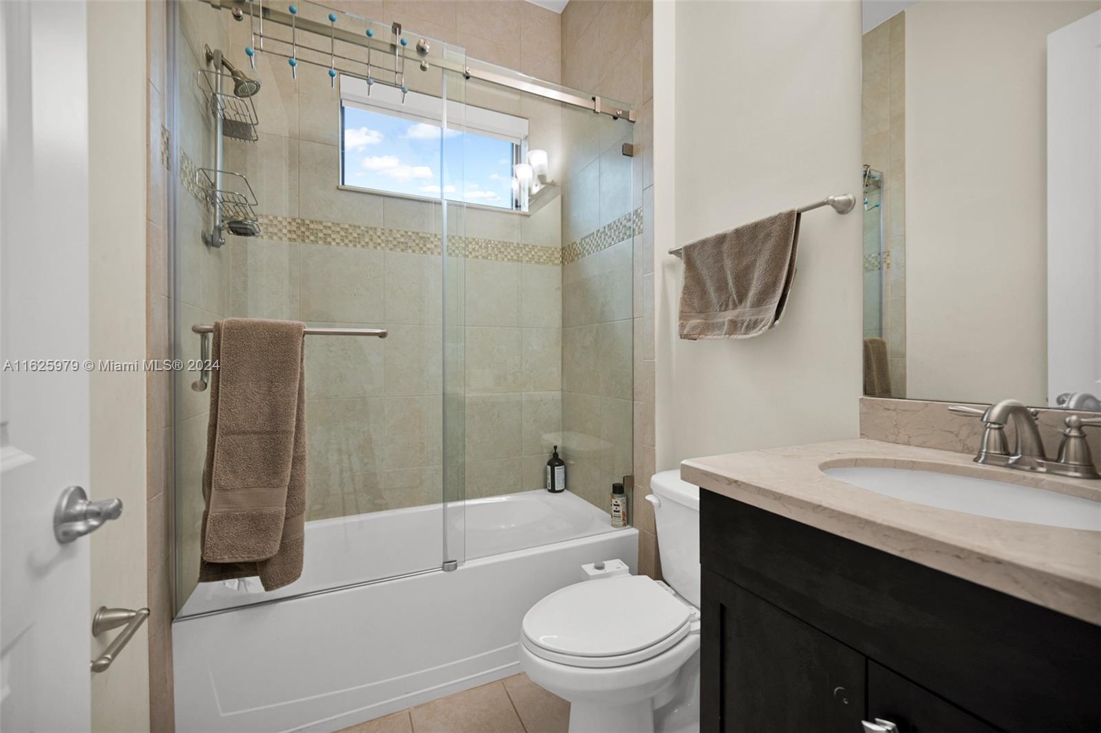 PEMBROKE LAKES SOUTH - Residential