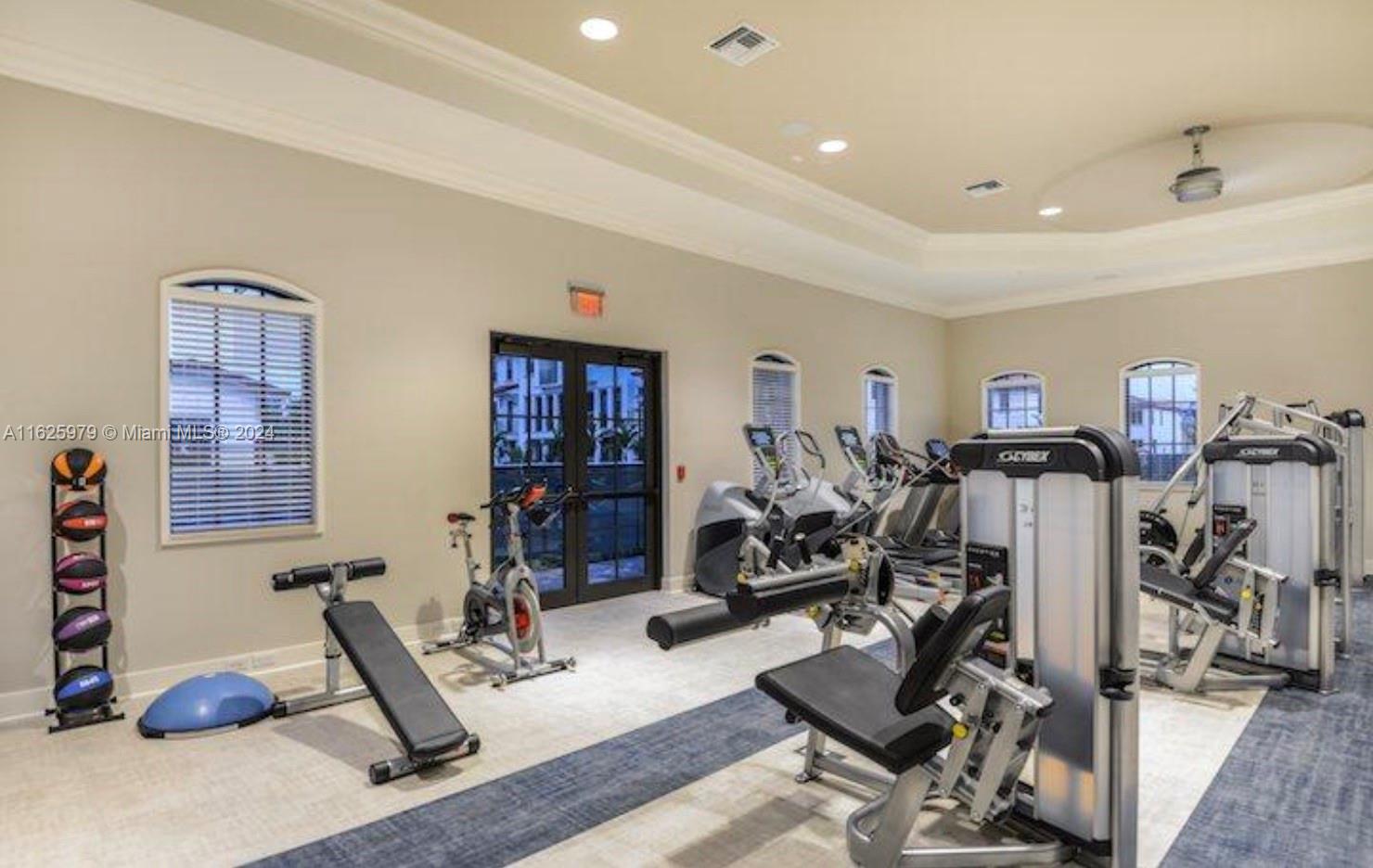PEMBROKE LAKES SOUTH - Residential