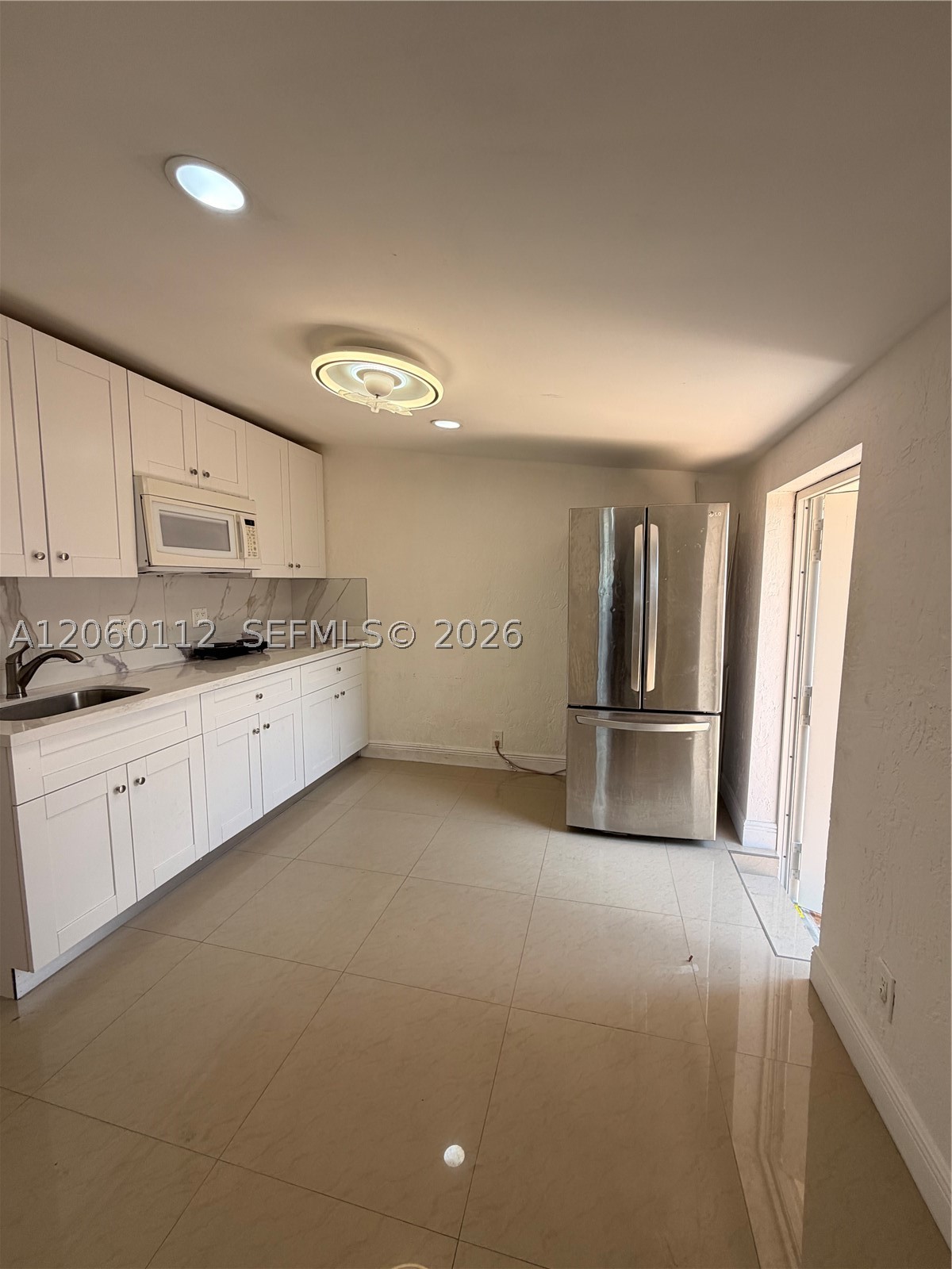 WESTWOOD LAKE 8TH ADDN - Residential