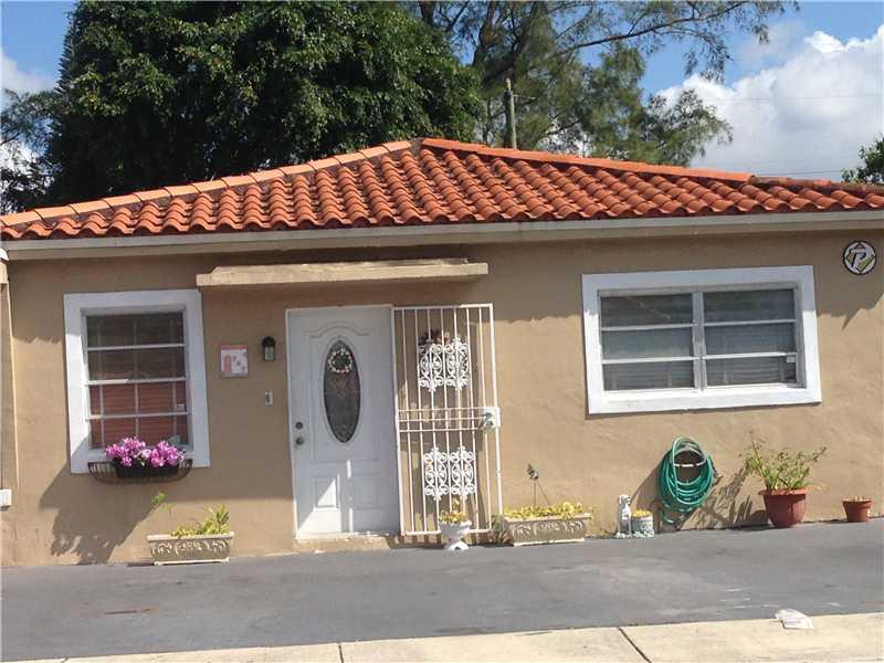 Regular Sale 3 Bedrooms and 3 Bathrooms Single Family Home with a Great Layout.  Large Backyard with plenty of space to Entertain. Easy access to expressways, schools and more! NOT A SHORTSALE; NOT A FORECLOSURE. By Appointment only; please call to schedu le a showing. Seller will accept FHA and Conventional Offers but All Buyers must be Pre-Qualified with the Preferred Lender see Broker Remarks for details.