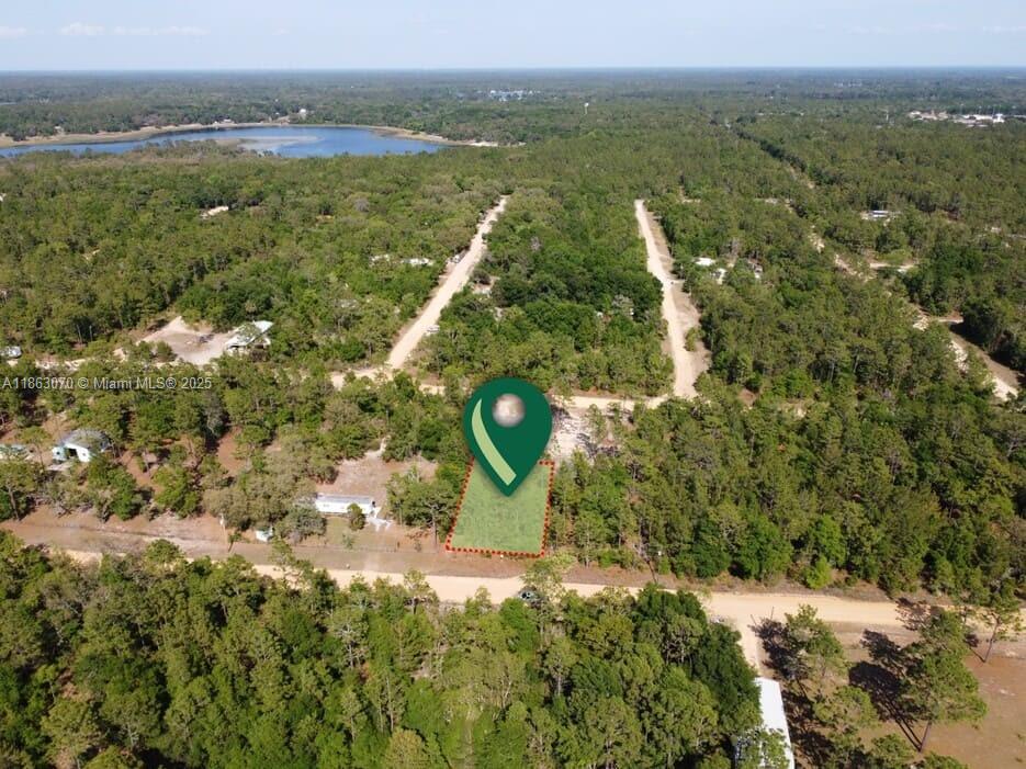 INTERLACHEN LAKES ESTS - Land