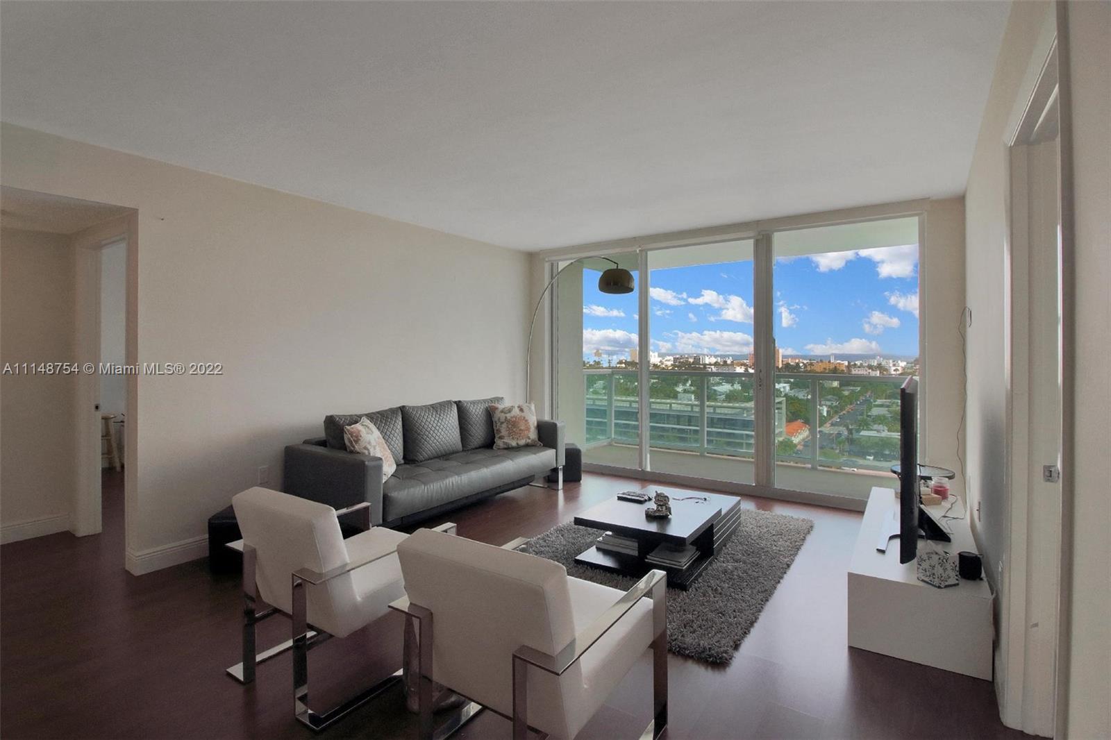 THE FLORIDIAN CONDO - Residential Lease