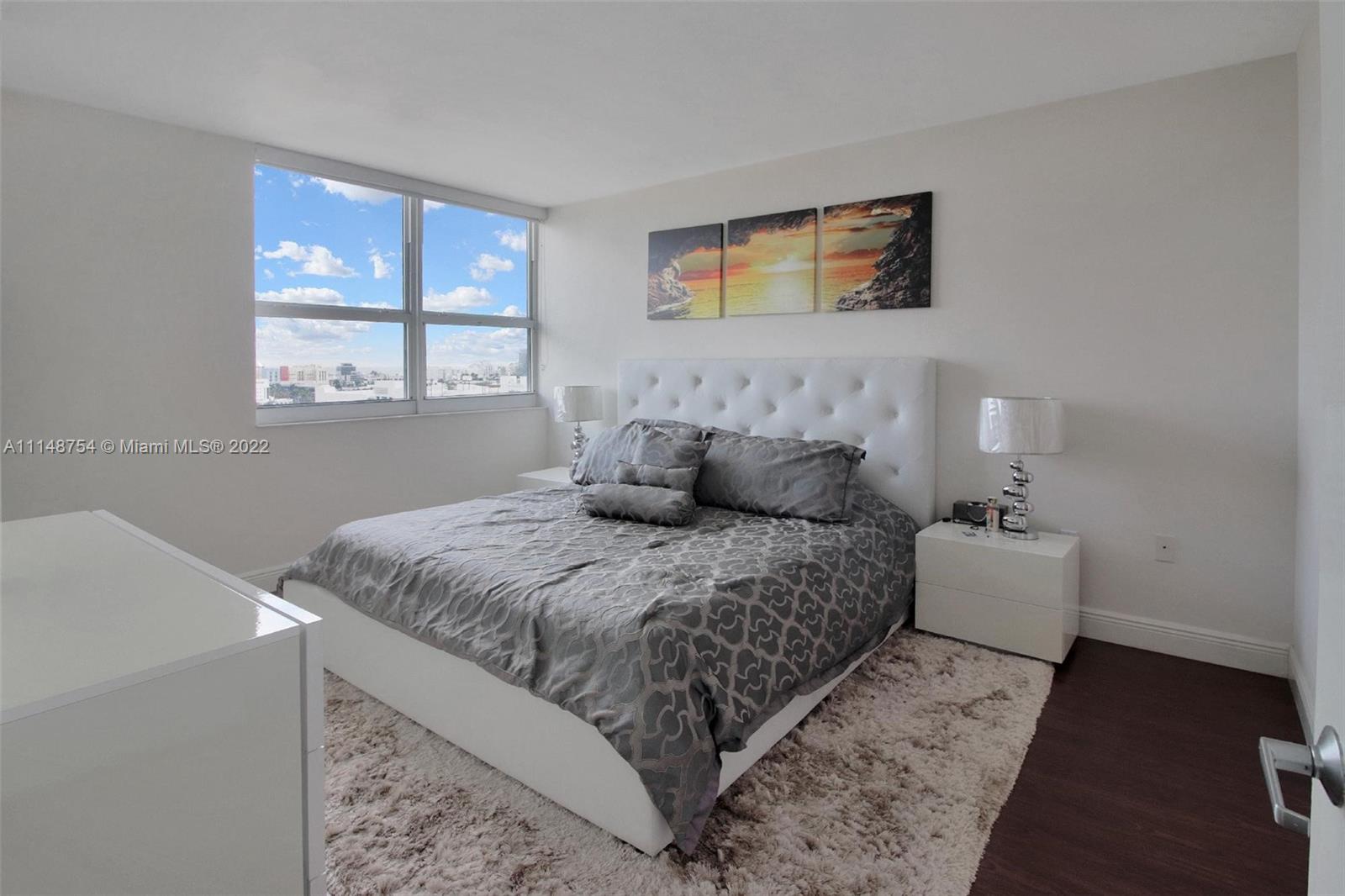 THE FLORIDIAN CONDO - Residential Lease