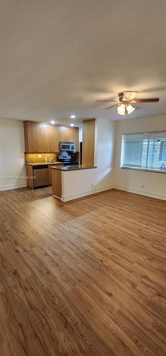 CASCADE AT HOLLY HEIGHTS - Residential