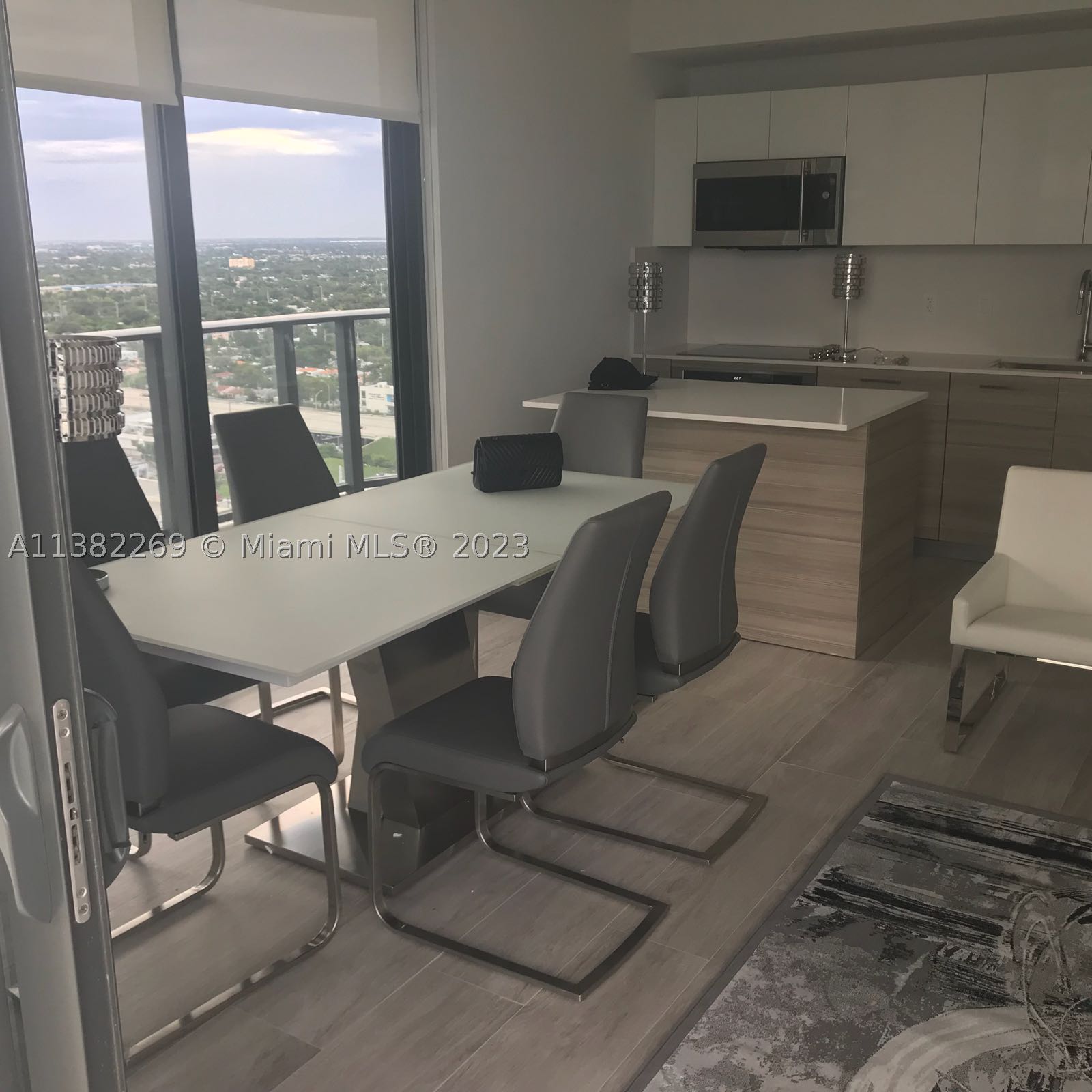 3401 MIDTOWN CONDO - Residential