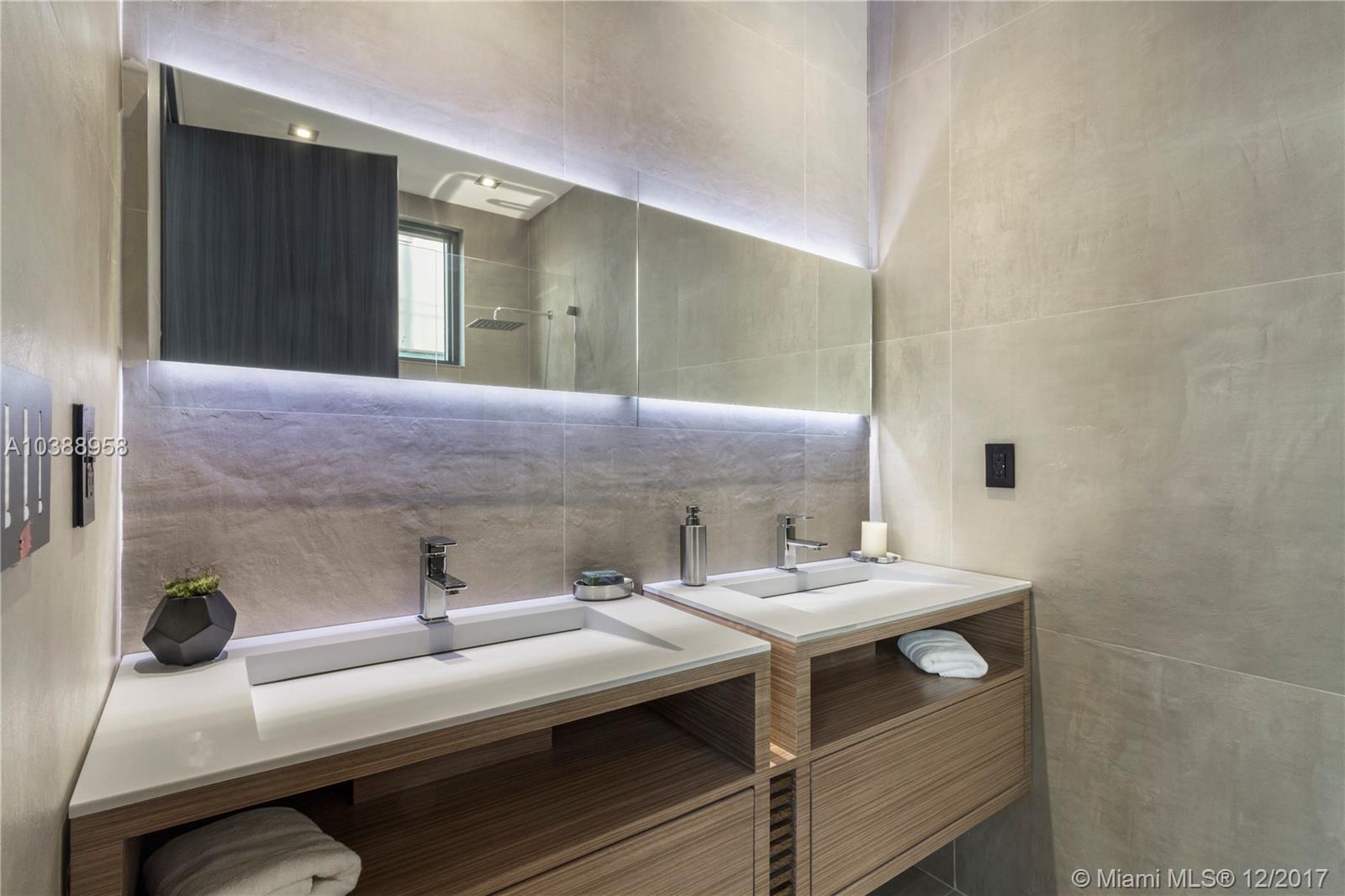 BEACH VIEW ADDN PB 16-10 - Residential