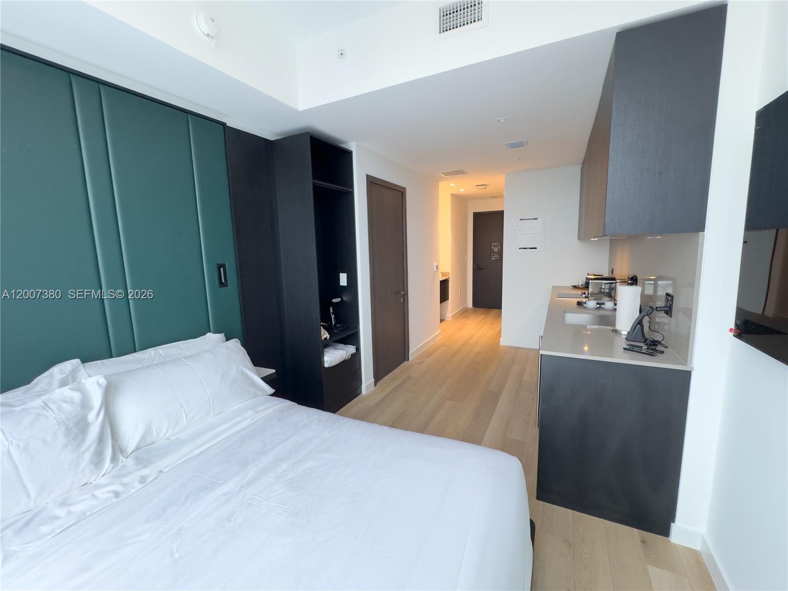 E11EVEN - Residential