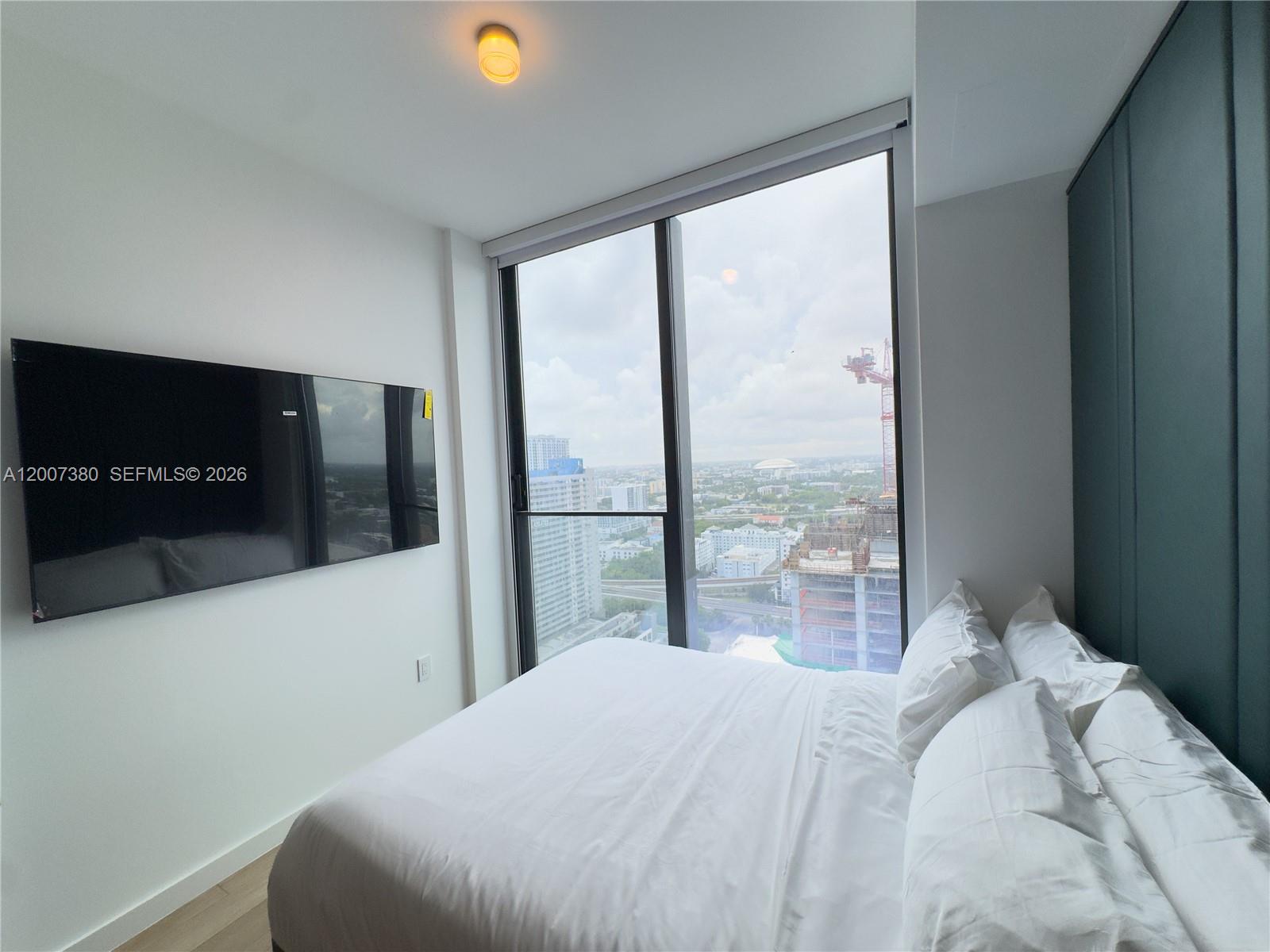 E11EVEN - Residential