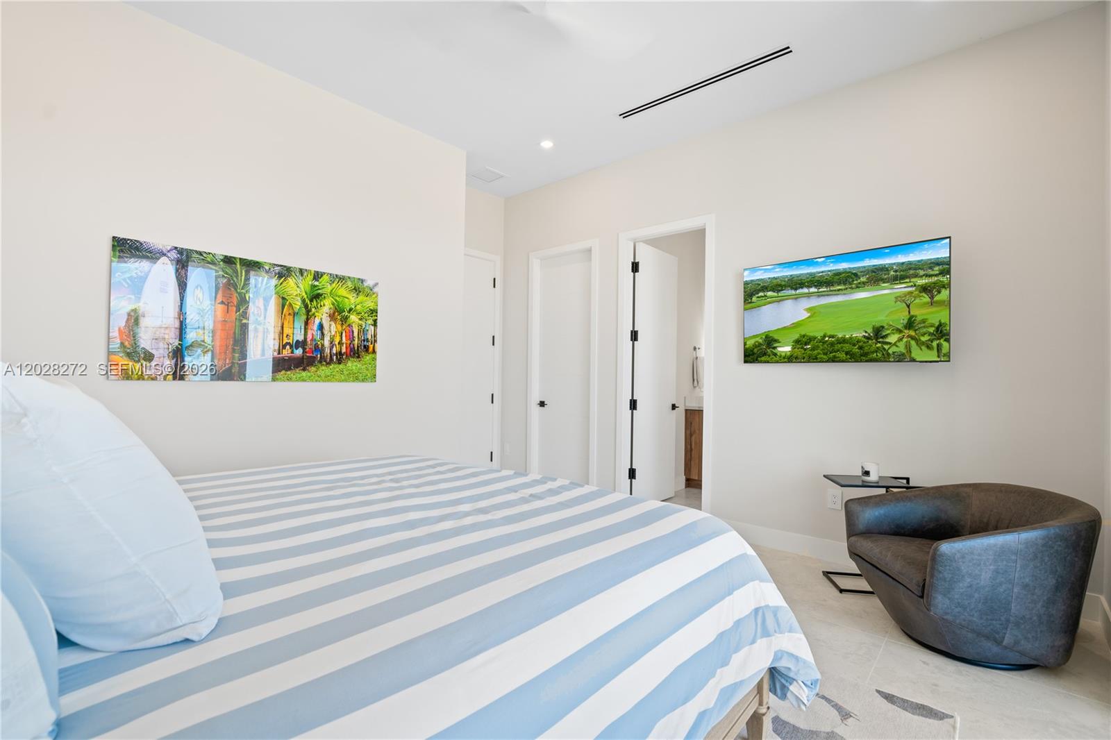 Sunrise Isle - Residential