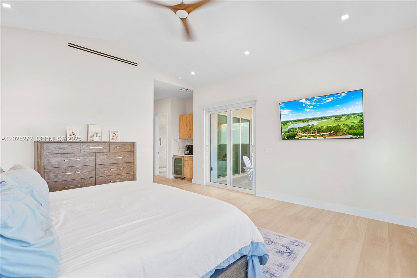 Sunrise Isle - Residential