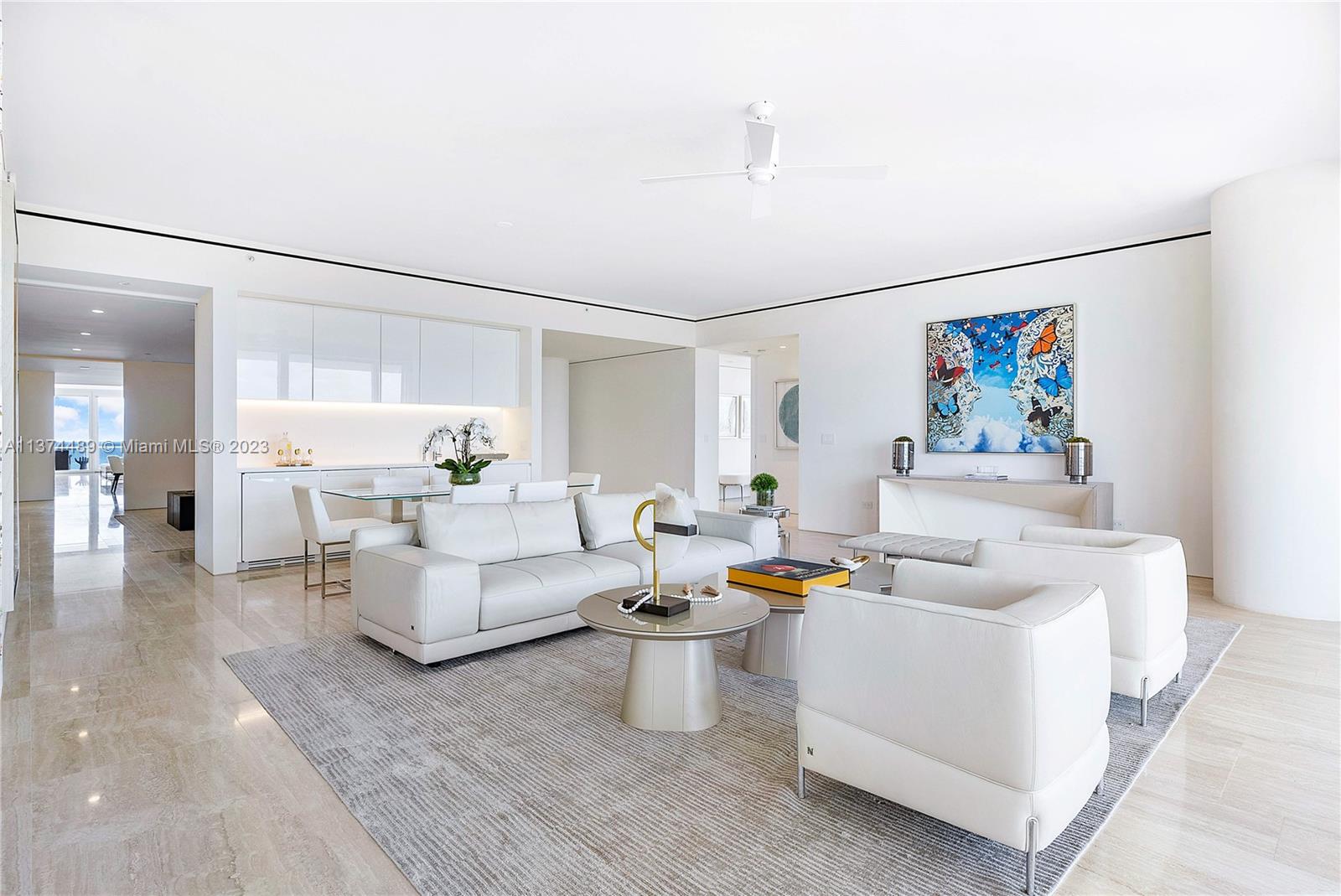 SURF CLUB CONDO - Residential