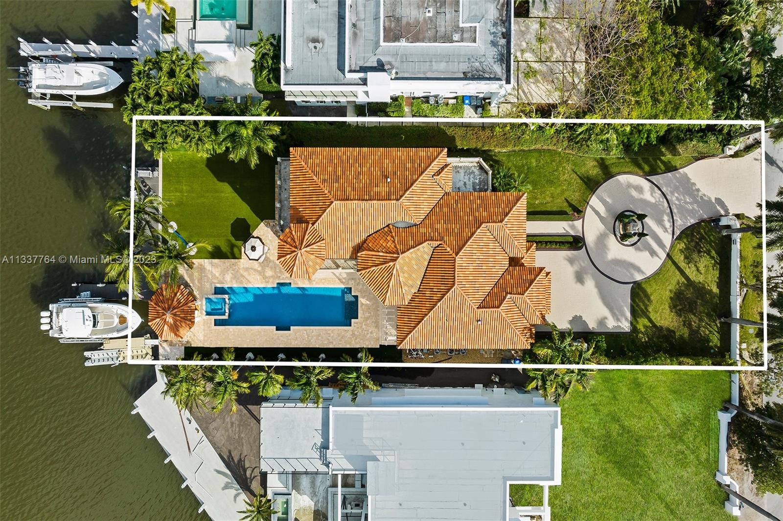 HOLLYWOOD LAKES SECTION - Residential