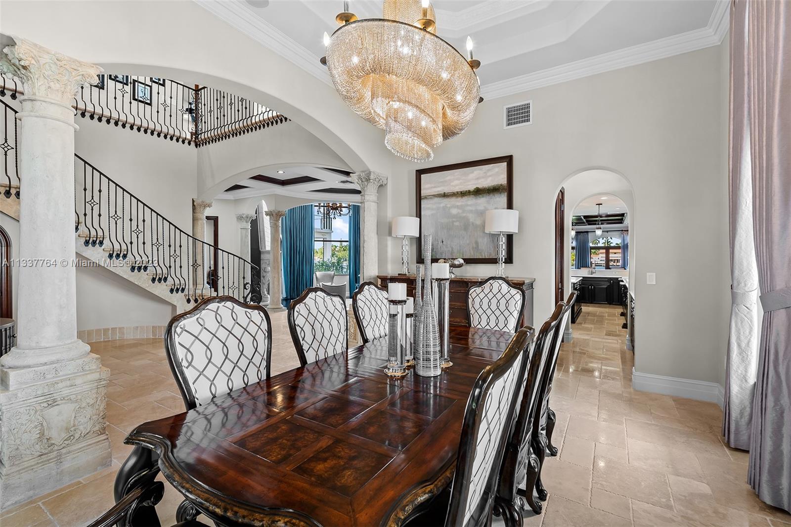 HOLLYWOOD LAKES SECTION - Residential