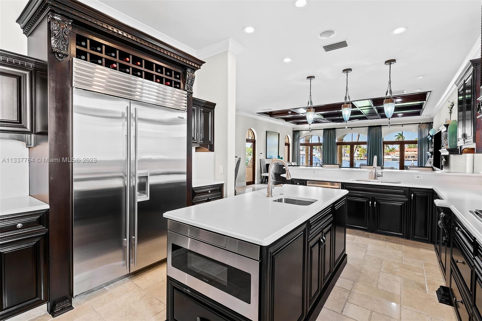 HOLLYWOOD LAKES SECTION - Residential