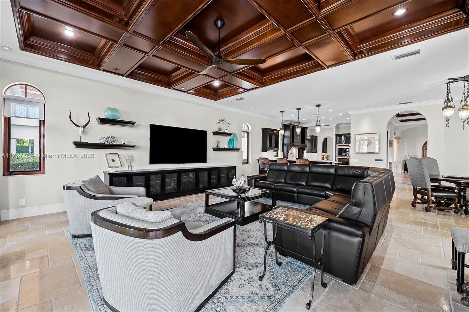 HOLLYWOOD LAKES SECTION - Residential