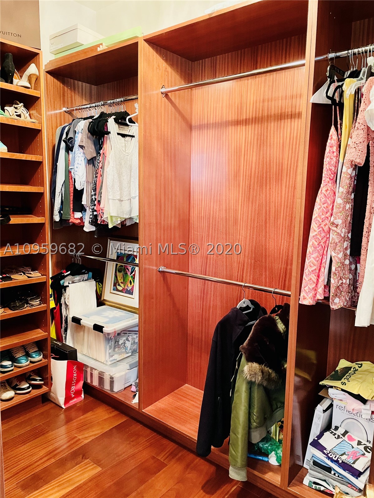 HELMS COUNTRY ESTATES RE- - Residential