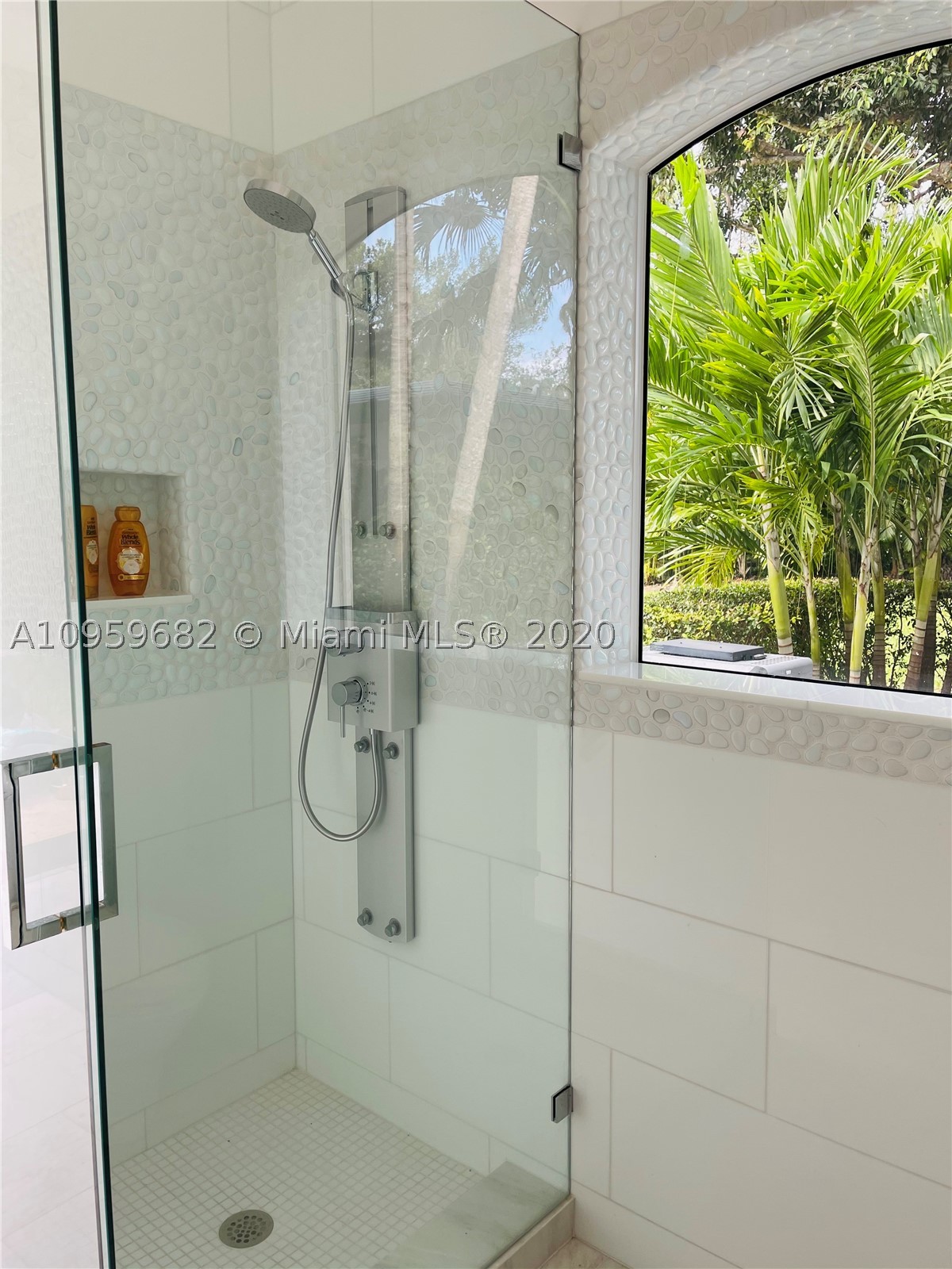 HELMS COUNTRY ESTATES RE- - Residential