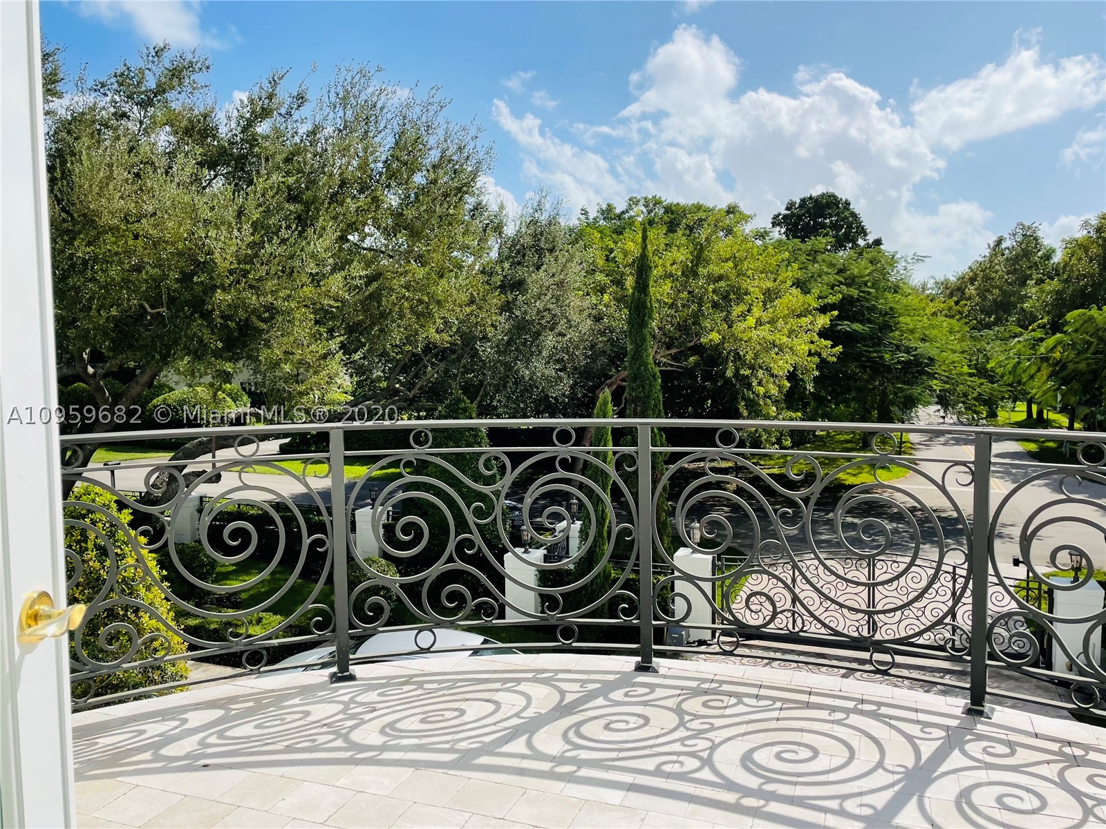 HELMS COUNTRY ESTATES RE- - Residential