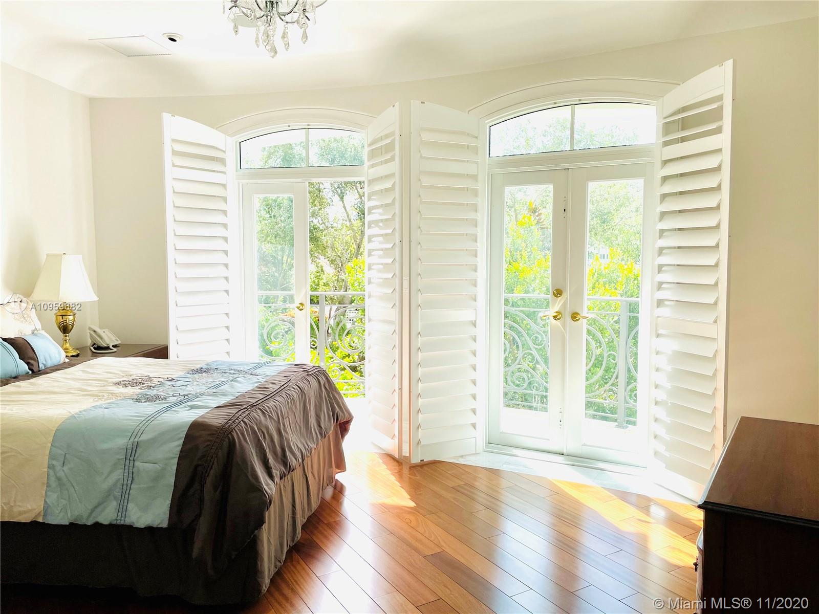 HELMS COUNTRY ESTATES RE- - Residential