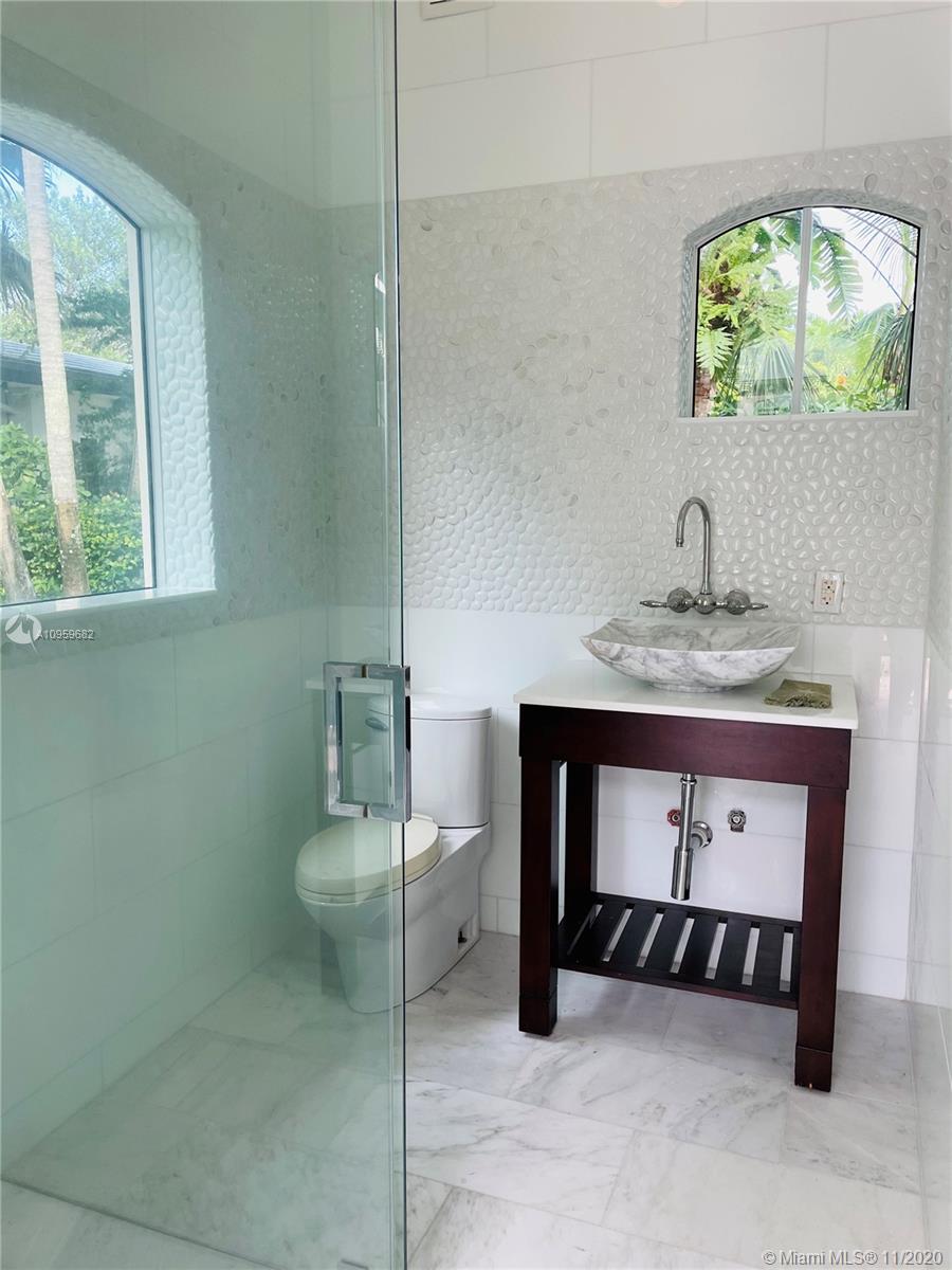 HELMS COUNTRY ESTATES RE- - Residential