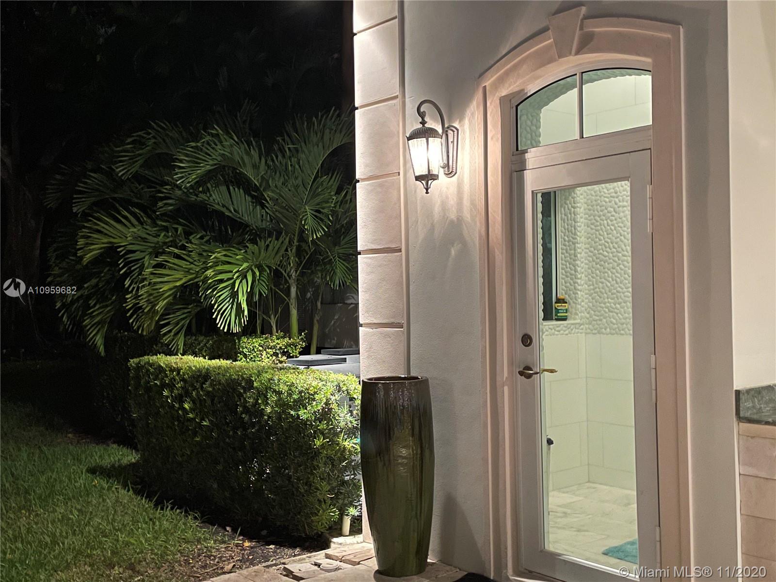 HELMS COUNTRY ESTATES RE- - Residential