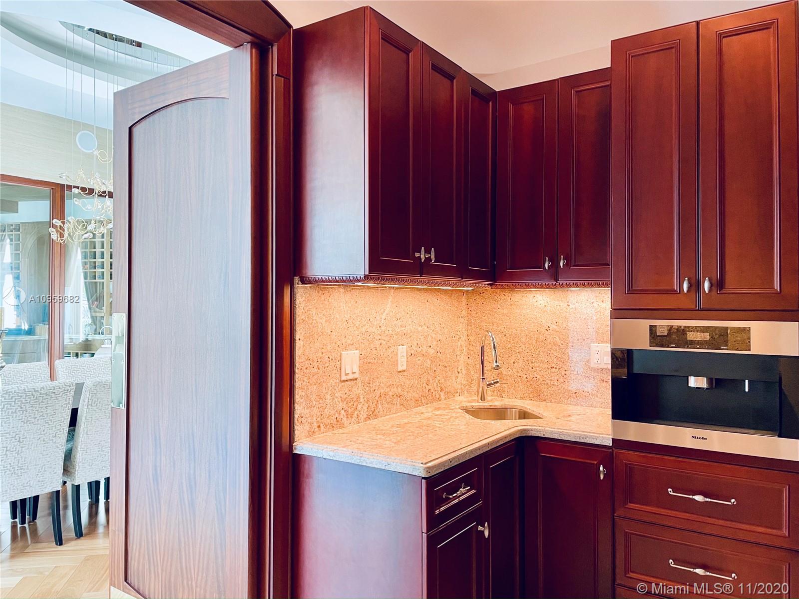 HELMS COUNTRY ESTATES RE- - Residential