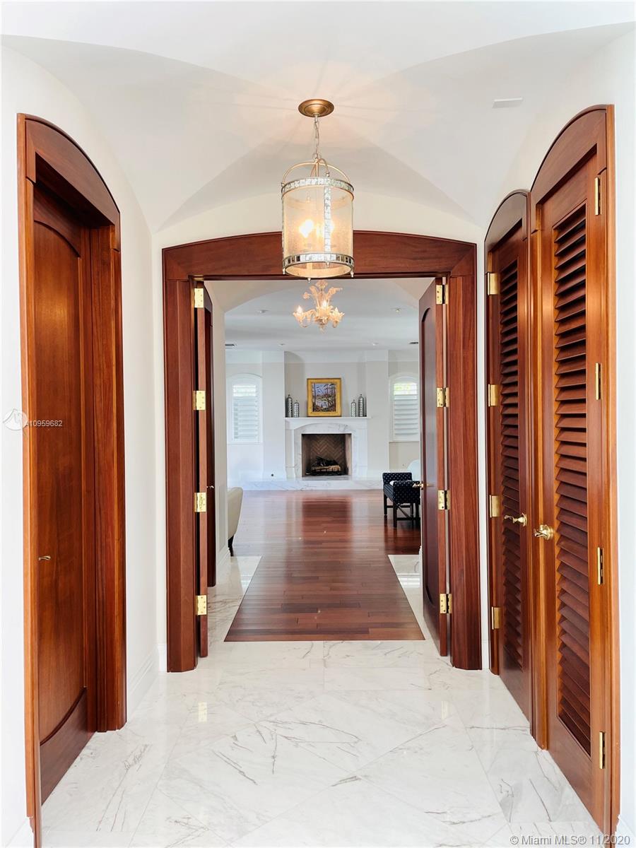 HELMS COUNTRY ESTATES RE- - Residential