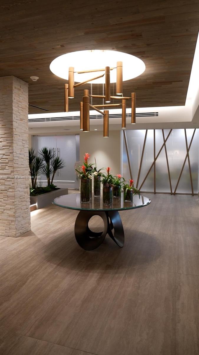 RONEY PALACE CONDO - Residential