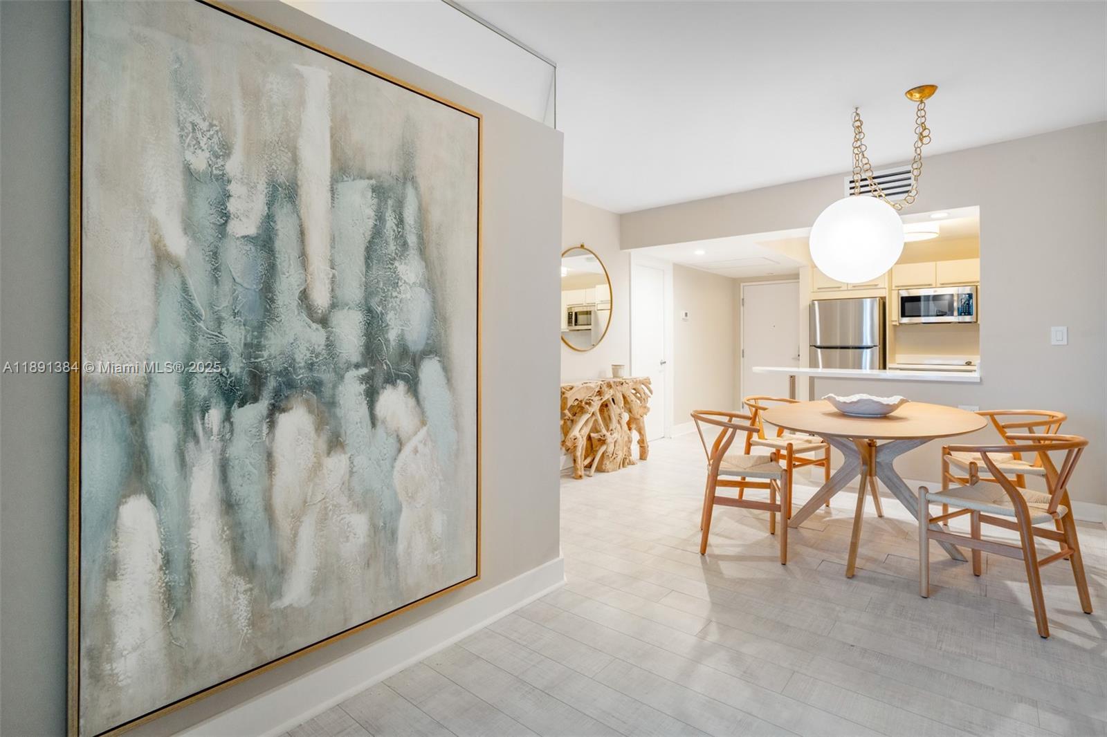 RONEY PALACE CONDO - Residential