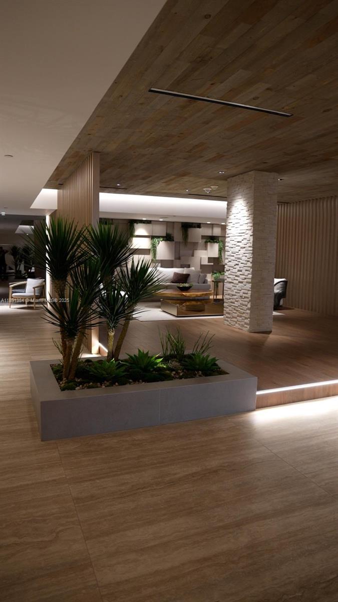 RONEY PALACE CONDO - Residential