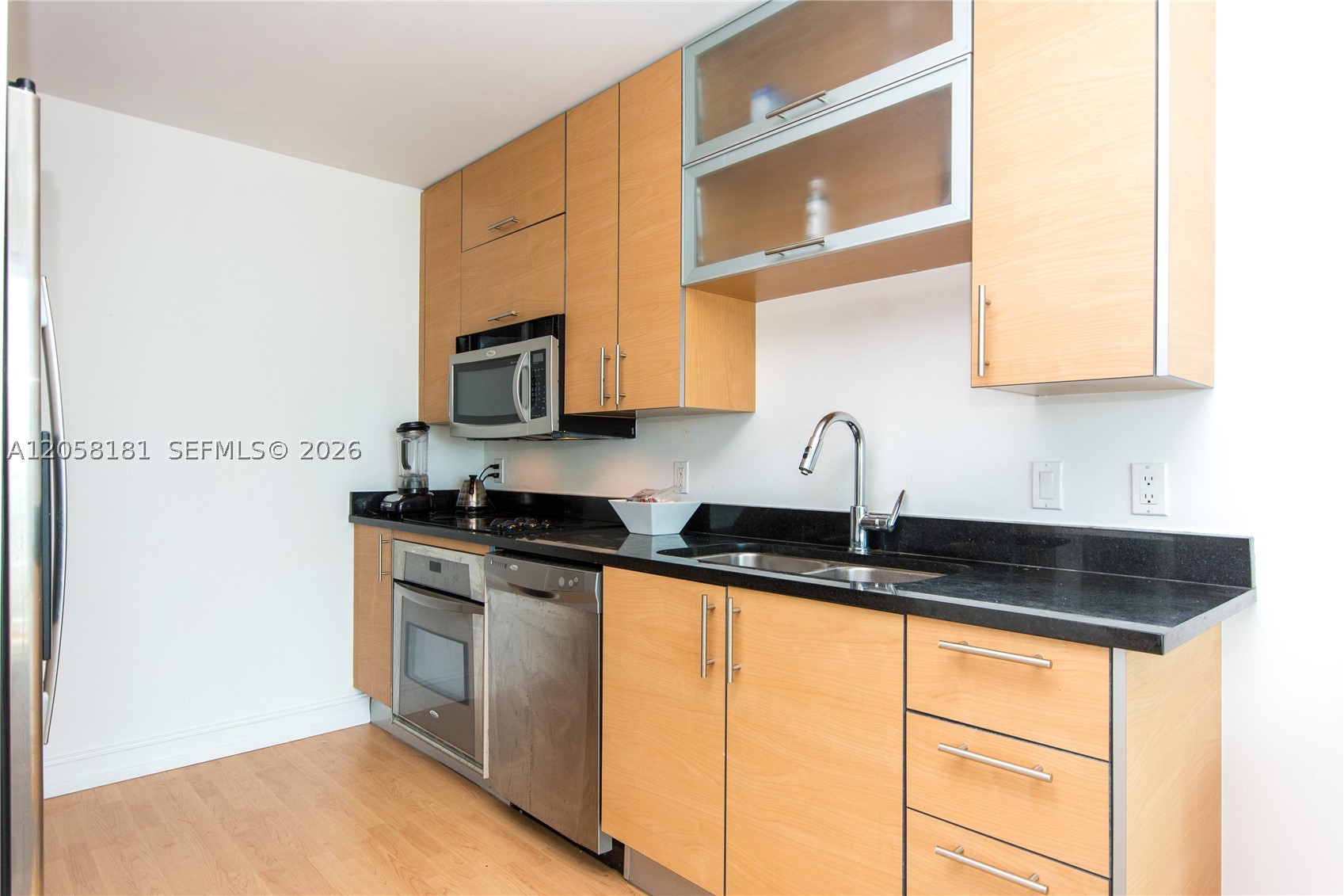INFINITY AT BRICKELL COND - Residential