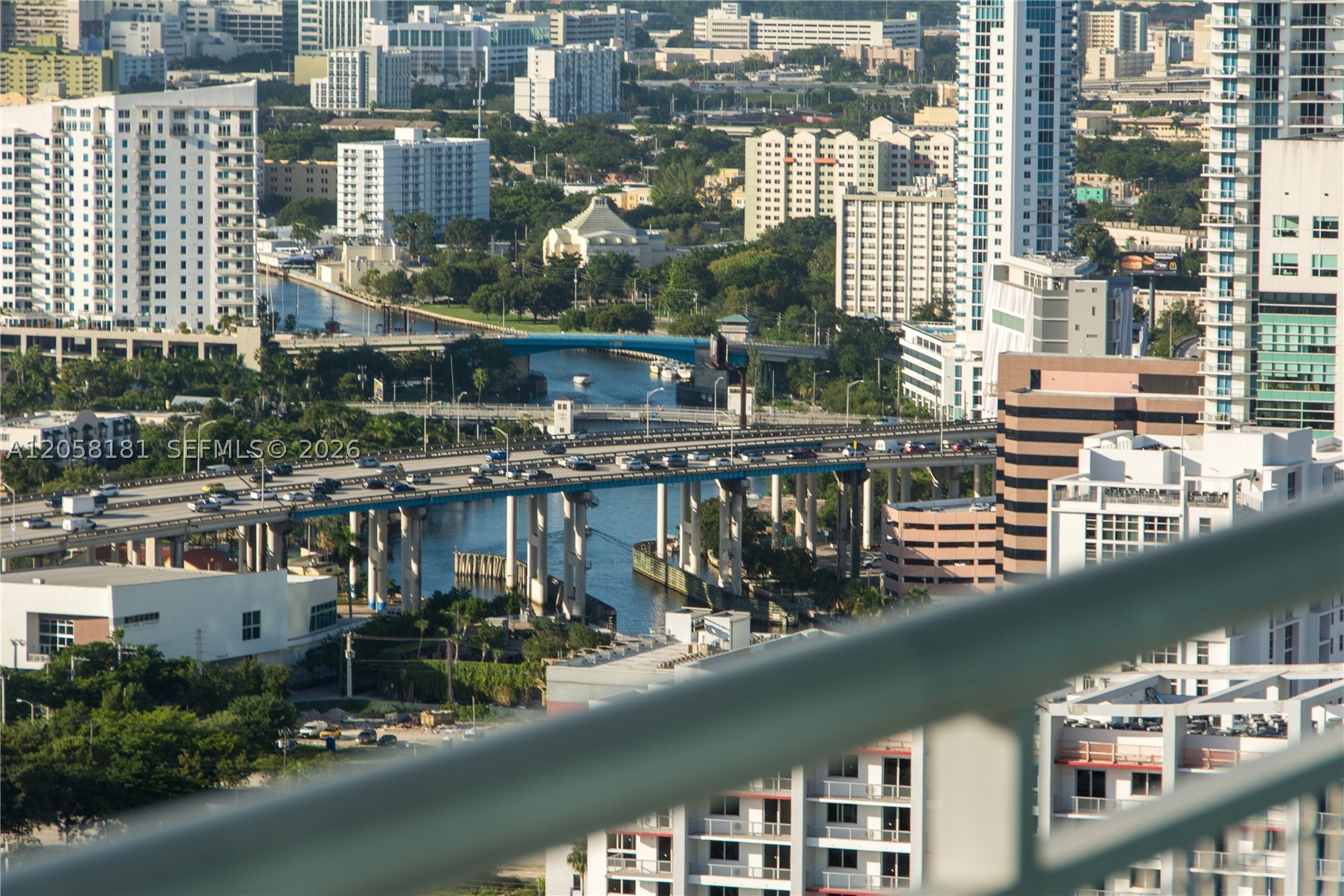 INFINITY AT BRICKELL COND - Residential