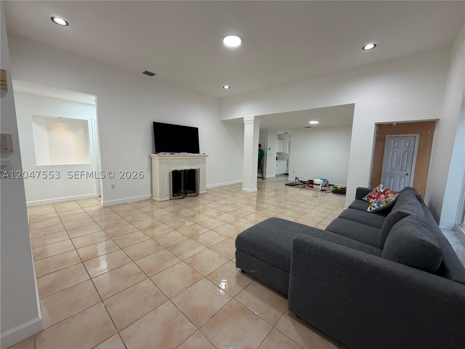 SHOMA HOMES AT TAMIAMI II - Residential Lease