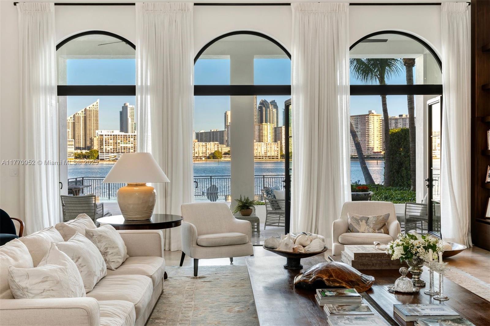ISLAND ESTATES - Residential